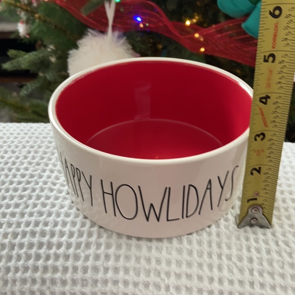 RAE DUNN ‘HAPPY HOWLIDAYS’ Pet Bowl. NWOT. 
Cream with Black LL, Red inside - Picture 5 of 5